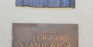Grób kontradmirała Jerzego Staniewicza na Cmentarzu Marynarki Wojennej w Gdyni-Oksywiu.