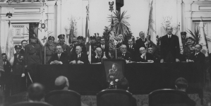 Uroczystości ku czci zmarłego ministra spraw zagranicznych Francji Aristide Brianda, sala Rady Miejskiej m. st. Warszawy  11.04.1932 r.