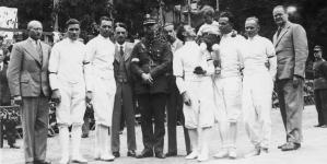 Członkowie polskiej ekipy na Szermiercze Mistrzostwa Europy w Warszawie w czerwcu 1934 r.