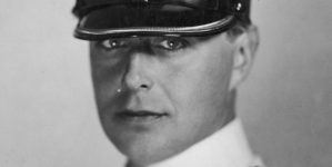 Mieczysław Cybulski jako Zygmunt Zatorski w filmie "Rapsodia Bałtyku" z 1935 r. filmu.