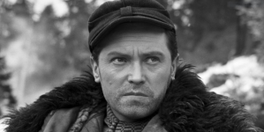 Emil Karewicz w filmie "Baza ludzi umarłych" z 1958 r.