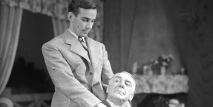Przedstawienie ”Papa”  Gastona Armanda de Caillaveta i Roberta de Flersa w Teatrze Miejskim im. Juliusza Słowackiego w Krakowie w październiku 1936 roku.