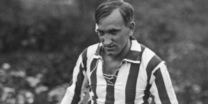 Józef Kałuża, piłkarz z klubu sportowego Cracovia.