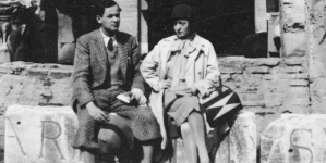 Aktorzy Maria Malicka i Zbigniew Sawan podczas podróży poślubnej w Rzymie w  1930 roku.