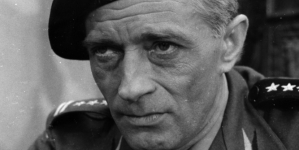 Jan Świderski w filmie Bohdana Poręby "Daleka jest droga" (1963).