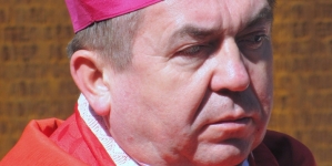 Biskup Tadeusz Płoski.