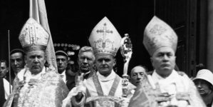 Konsekracja biskupa pomocniczego warszawskiego Antoniego Szlagowskiego w październiku 1928 roku.