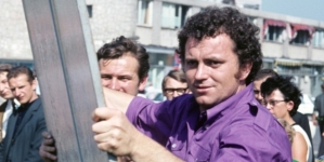 Andrzej Kondratiuk podczas realizacji filmu "Hydrozagadka" w 1970 roku.