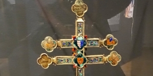 Krzyż relikwiarzowy Ludwika I,  króla Węgier i Polski.