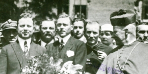 Mieszkańcy Lwowa oddający cześć Herbertowi Hooverowi 26.06.1921 r.