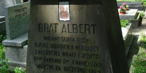 Grób brata Alberta Chmielowskiego na cmentarzu Rakowickim w Krakowie.