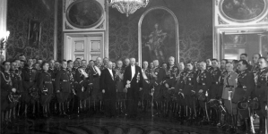 Składanie życzeń noworocznych prezydentowi RP Ignacemu Mościckiemu na Zamku Królewskim w Warszawie 1.01.1933 r.