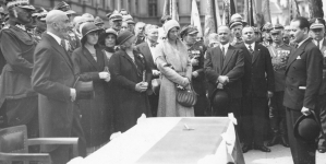 Uroczystość poświęcenia sztandaru Związku Inwalidów Wojennych RP w Warszawie w lipcu 1930 roku.