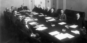 Posiedzenie gabinetu Leopolda Skulskiego w 1919 roku.