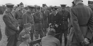 Wizyta brytyjskiej misji wojskowej w 2 Dywizji Strzelców Pieszych w 1940 roku.