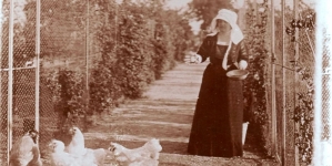 Helena Paderewska na swojej farmie kur rasowych w Riond-Bosson k. Morges w Szwajcarii
