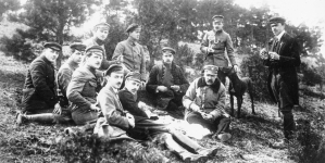 Ćwiczenia polowe batalionu Polskiej Organizacji Wojskowej z Warszawy w kwietniu 1917 r.