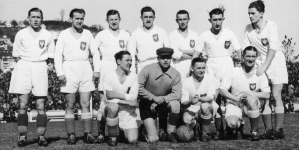 Mecz piłki nożnej Szwajcaria - Polska na stadionie Hardturm w Zurychu 13.03.1938 r.
