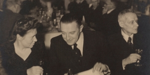 Stanisław Ostoja-Chrostowski na przyjęciu.