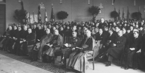 Otwarcie Ogólnopolskiego Kongresu Misyjnego w hali reprezentacyjnej Targów Poznańskich w 1938 r.