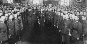 Pożegnanie dowódcy OK VI gen. Juliusza Tarnawy-Malczewskiego w 1926 r.