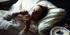 Zofia Mrozowska w filmie "Constans" z 1980 r.
