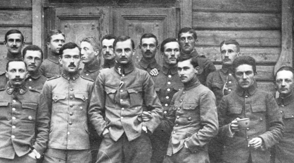  Grupa oficerów I Brygady Legionów w listopadzie 1916 r.  