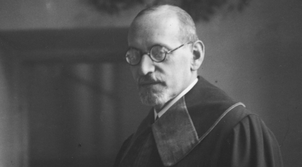  Kazimierz Sterling podczas Procesu Brzeskiego  (1931/1932).  