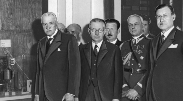  Wizyta prezydenta RP w  Muzeum Techniki i Przemysłu w Warszawie 20.04.1937 r.  