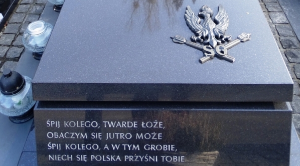  Grób gen. Franciszka Gągora  na Wojskowych Powązkach w Warszawie.  