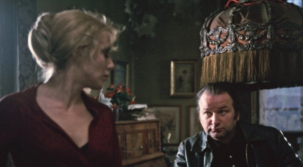  Scena z filmu Krzysztofa Zanussiego "Życie rodzinne" z 1970 r.  