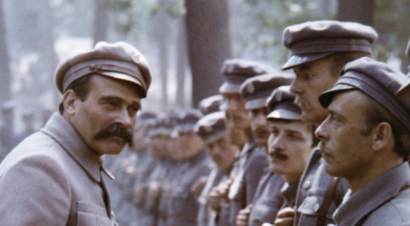  Scena z filmu Bohdana Poręby "Polonia Restituta" z 1980 r.  