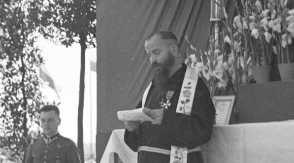  Kazanie kapelana legionowego ojca Kosmy Lenczowskiego podczas mszy na Błoniach w Krakowie 6.08.1939 r.  