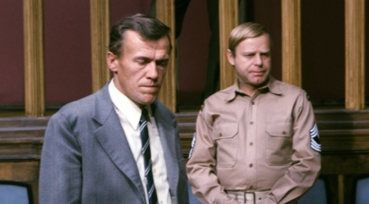  Scena z filmu Ryszarda Filipskiego "Orzeł czy reszka" z 1974 r.  