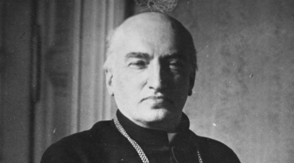  Arcybiskup metropolita lwowski obrządku ormiańskiego Józef Teodorowicz.  