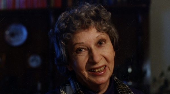  Irena Kwiatkowska w filmie "Rozmowy kontrolowane" z 1991 r.  