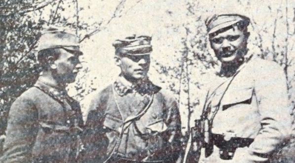  Dowódcy pierwszych kompanii strzeleckich: 2 - Zosik, 1 - Herwin i 3 - Scewola (1915).  