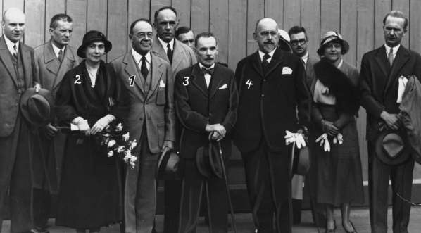  Przyjazd do Warszawy byłego doradcy finansowego Rządu RP Charlesa Deweya 5.08.1932 r.  