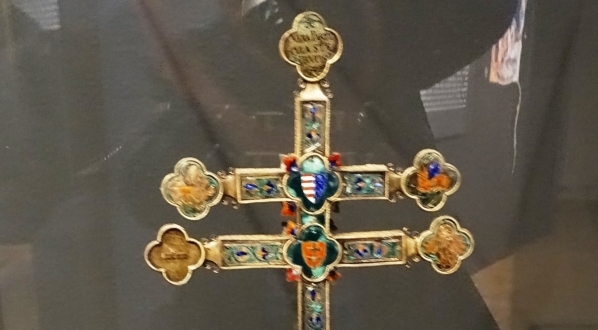  Krzyż relikwiarzowy Ludwika I,  króla Węgier i Polski.  