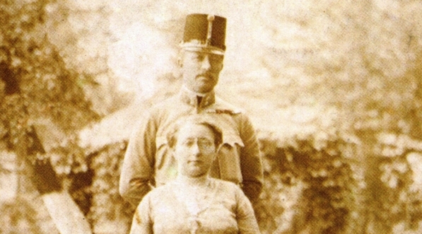  Franciszek Ksawery Latinik ze swoją rodziną.  
