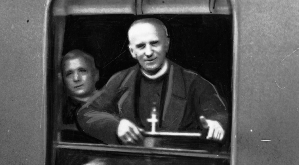  Wyjazd biskupa pomocniczego pińskiego Karola Niemiry z Warszawy w celu objęcia diecezji 13.06.1933 r.  