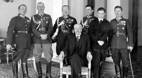  Delegacja redakcji "Wiarusa" na audiencji u prezydenta RP Ignacego Mościckiego w Warszawie w kwietniu 1930 r.  