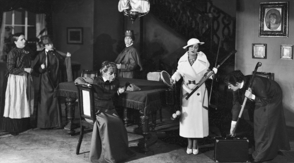  Przedstawienie "Arletta i zielone pudła" w Teatrze Nowym w Warszawie w lipcu 1934 roku.  