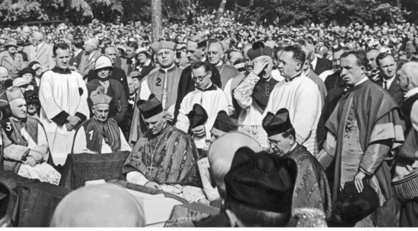  Obchody 250 rocznicy odsieczy wiedeńskiej i "Dzień katolicki" w Wiedniu 12.09.1933 r.  