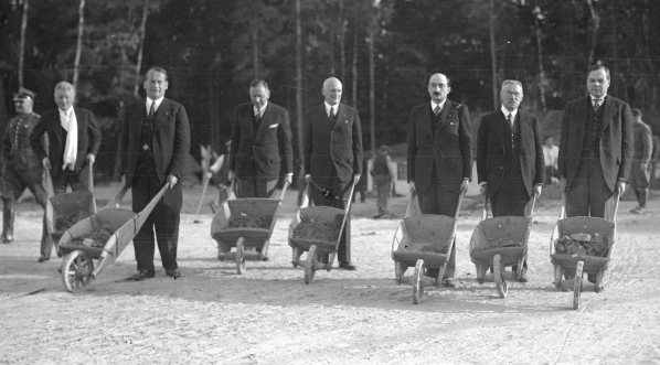  Wizyta ministra przemysłu i handlu Francji Paula Bastida w Polsce we wrześniu 1936 r.  