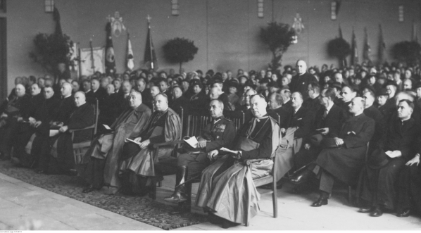  Otwarcie Ogólnopolskiego Kongresu Misyjnego w hali reprezentacyjnej Targów Poznańskich w 1938 r.  