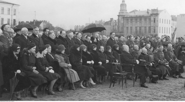  Msza polowa w Wilnie w czasie obchodów rocznicy wyzwolenia miasta 20.04.1933 r.  