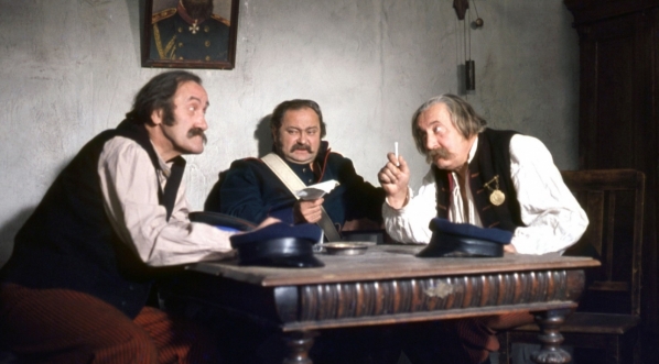  Scena  z filmu Zygmunta Skoniecznego "Placówka" z 1979 r.  