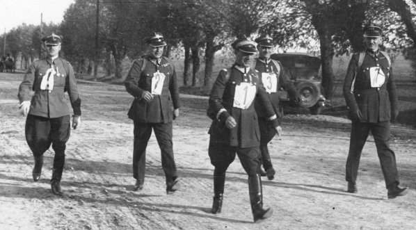  Marsz o odznakę sprawnościową w DOK X Przemyśl w 1931 r.  