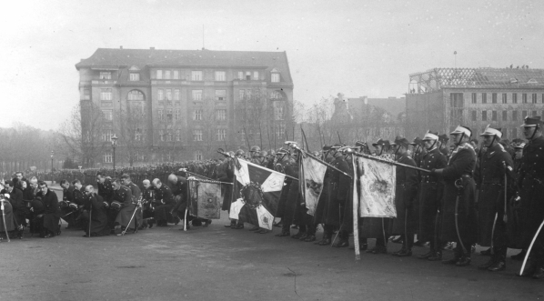  Obchody Święta Niepodległości w Poznaniu w 1927 r.  